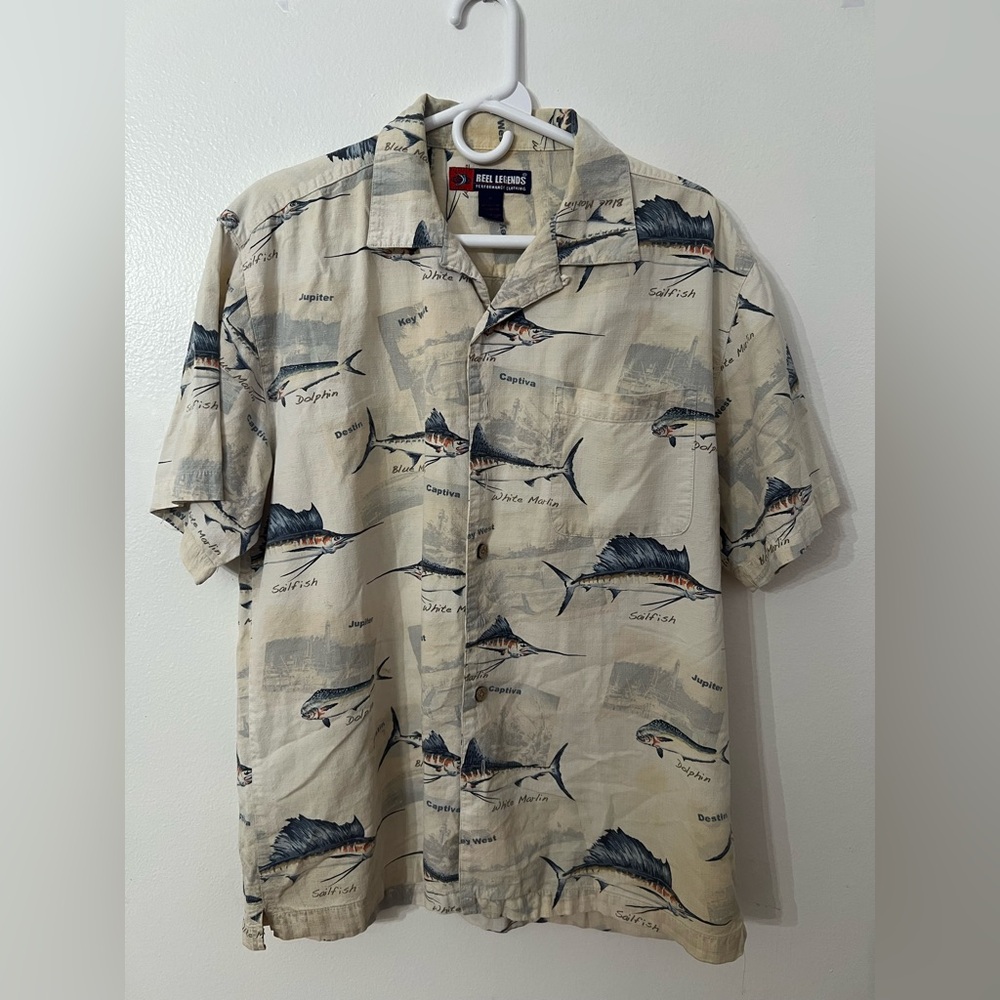 Reel Legends Men's Short Sleeve Fish Print Shirt